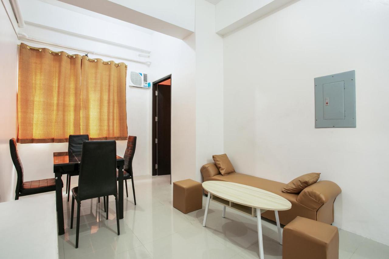 Oyo 505 Jardin Suites Манила Экстерьер фото